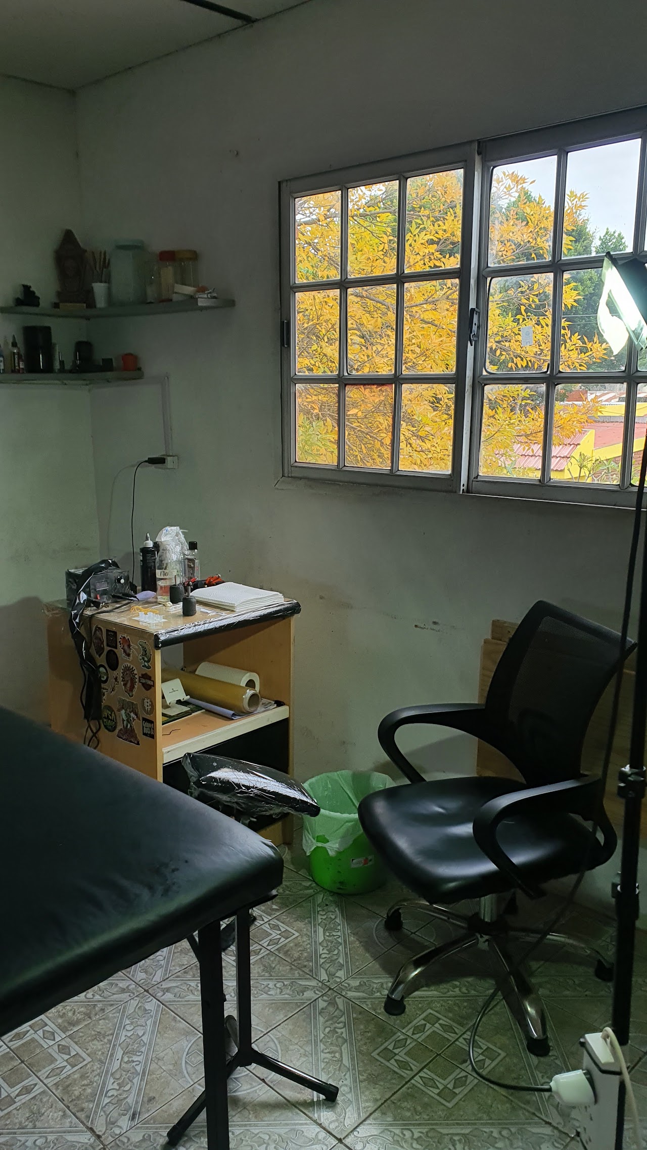 Interior del estudio MOB Tattoo Estudio